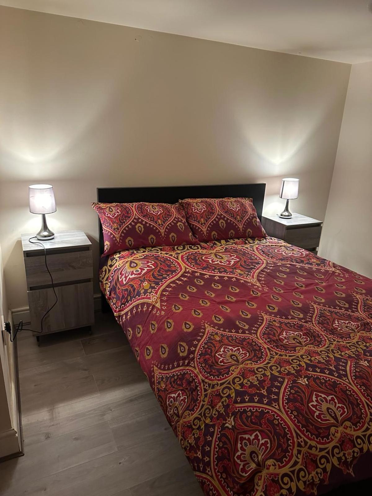 Elsaro Hotell Slough Eksteriør bilde